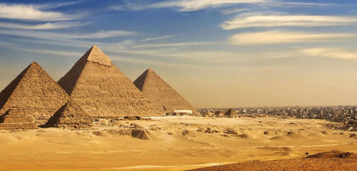 הנילוס ומקדשי מצרים