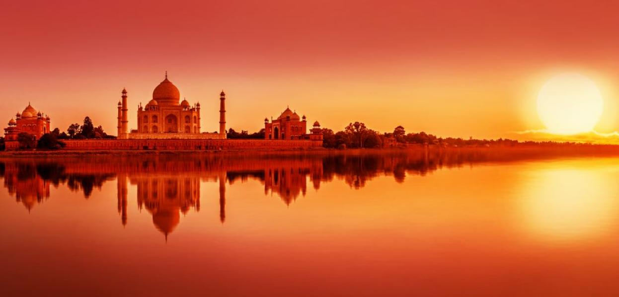 הודו המלכותית: בין ארמונות ומקדשים בצפון הודו ושייט על נהר הברהמפוטרה